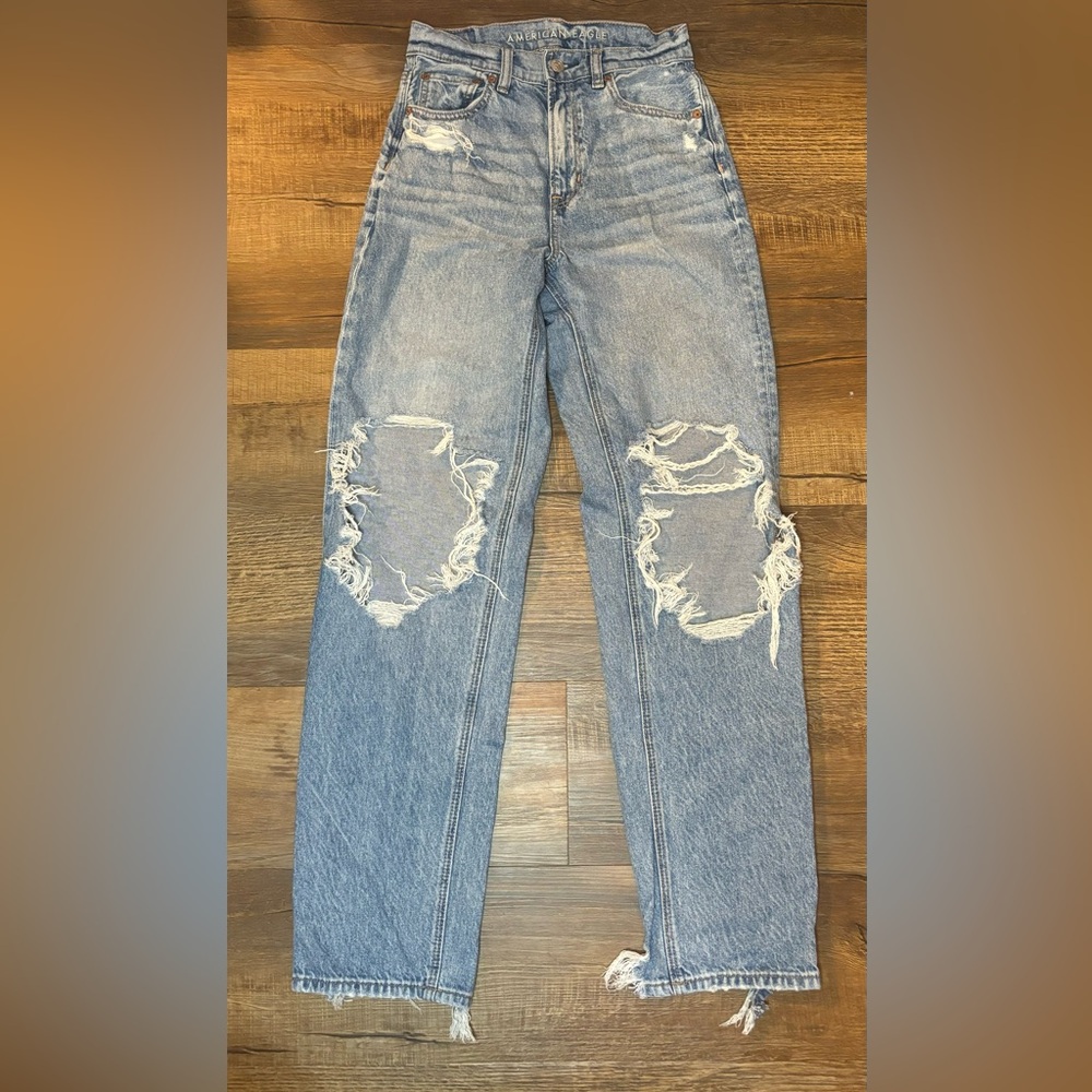 American Eagle Distressed Straight Leg Jeans